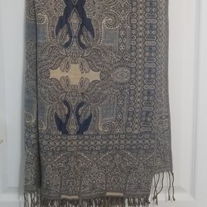Pashmina scarf/shawl